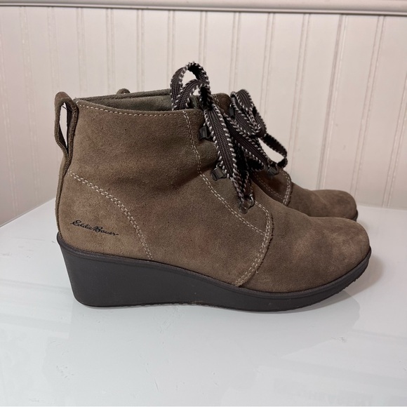 Eddie Bauer Women's 8.5 Brown Suede Wedge Ankle Boots Lace up Hiker Chukka Boots - Picture 2 of 15